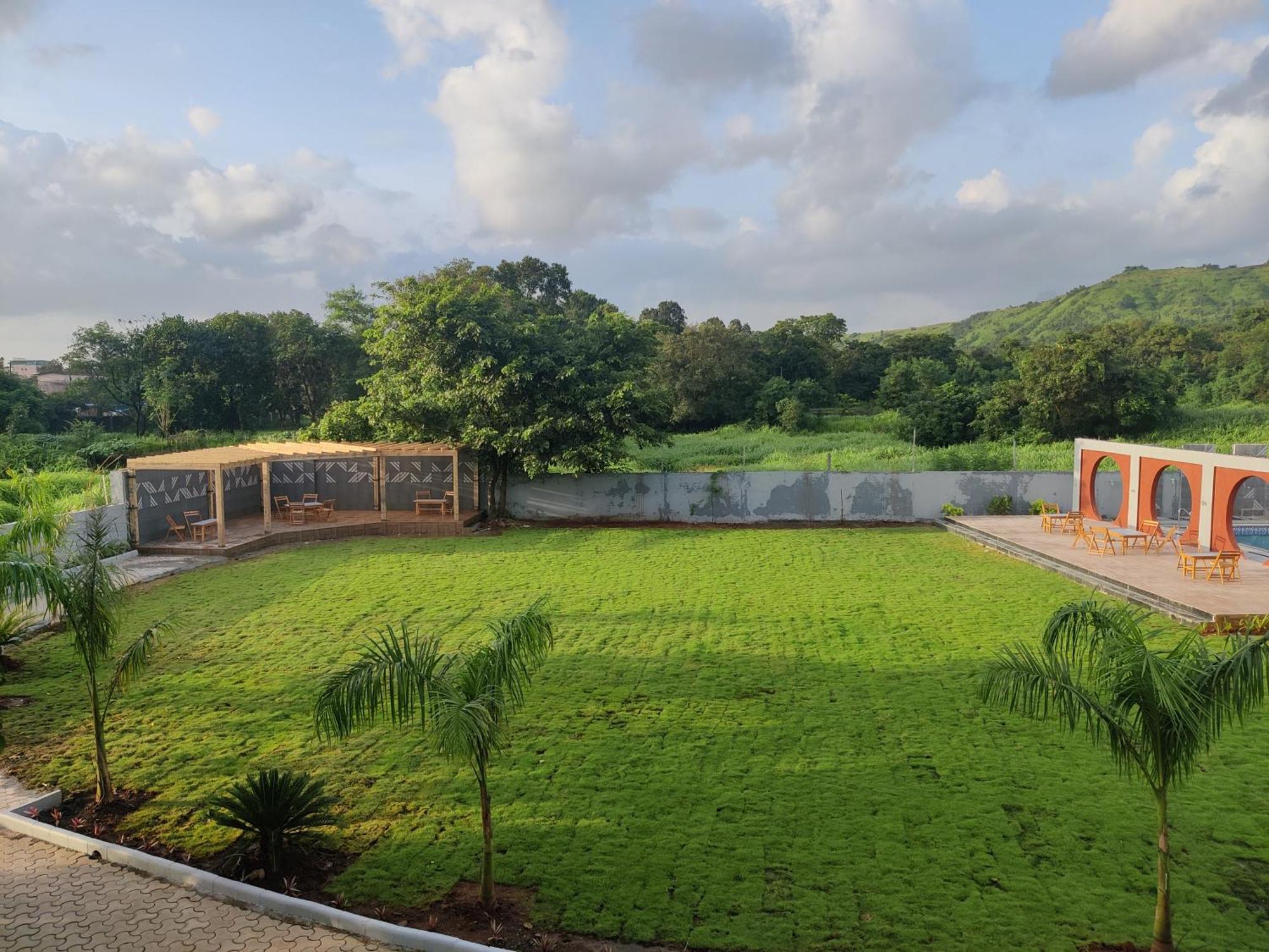 Pushp Vatika Resort & Lawns Navi Mumbai Exterior photo