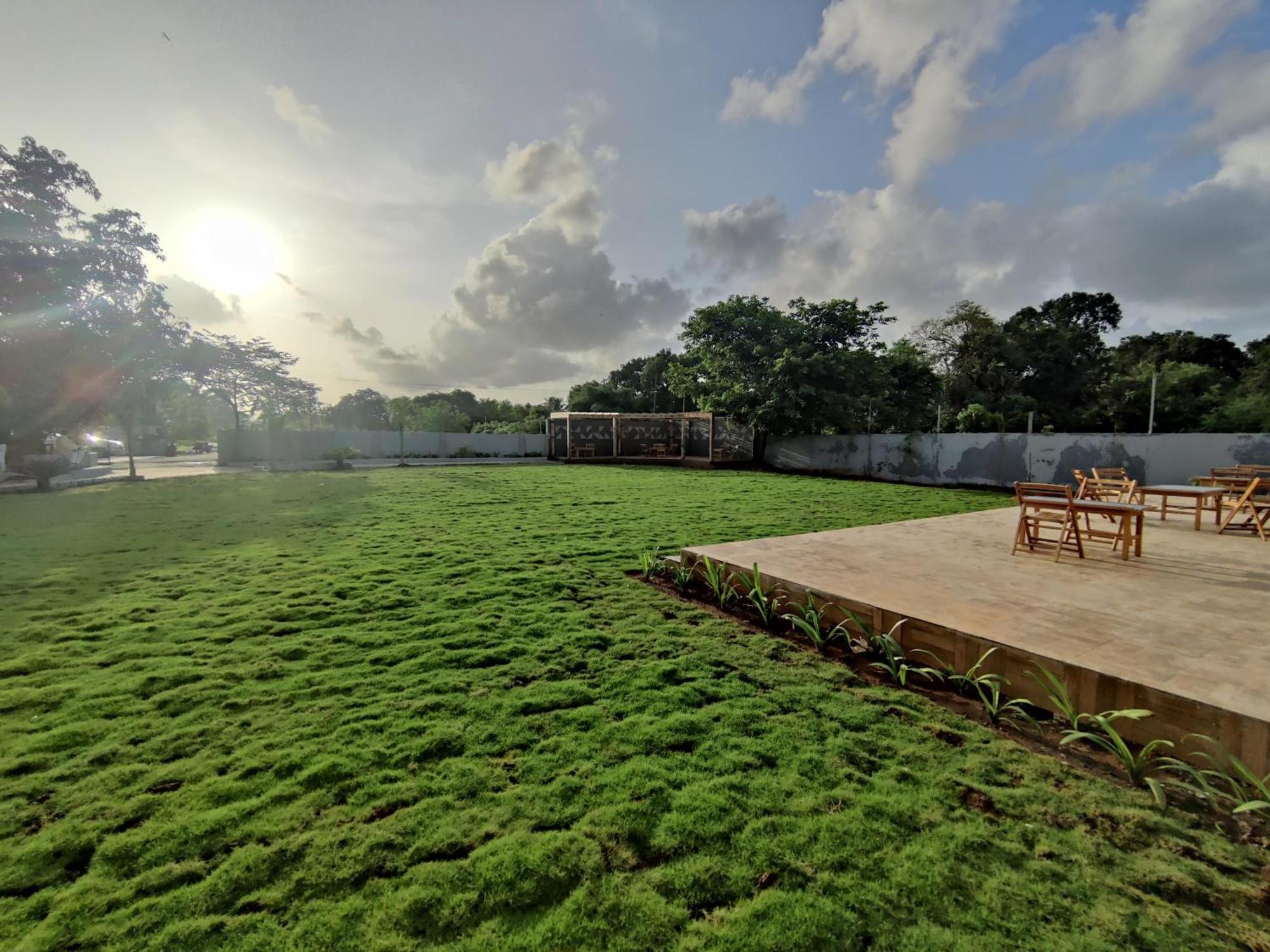 Pushp Vatika Resort & Lawns Navi Mumbai Exterior photo